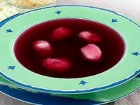 Суп ягодный с творожными клецками